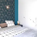L'artistique, Maison Pour 5 Personnes, 2 Chambres, Stationnement Gratuit, Spacieux, Atypique 度假居 阿棉